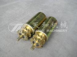 雙鏈車制(zhi)輥筒（鍍彩鋅(xīn)）